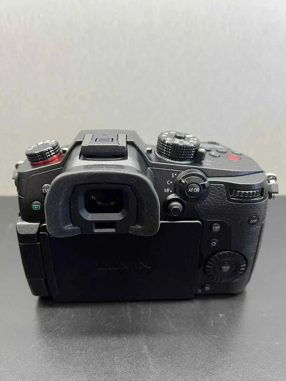 Panasonic LUMIX GH5 II 20.3MP Mirrorless Micro Four Thirds Camera – DC-GH5M