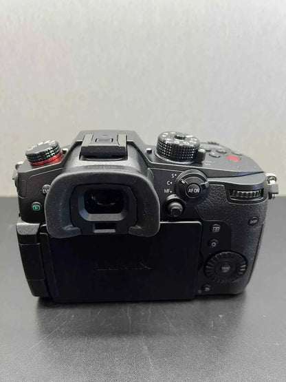 Panasonic LUMIX GH5 II 20.3MP Mirrorless Micro Four Thirds Camera – DC-GH5M