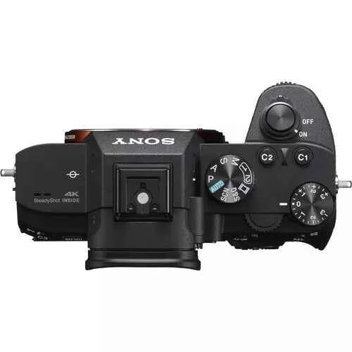 Sony α7 III Mirrorless Camera with FE 28-70mm f/3.5-5.6 OSS Lens